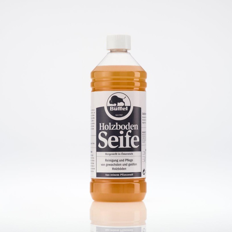 Eine Flasche Büffel Holzbodenseife