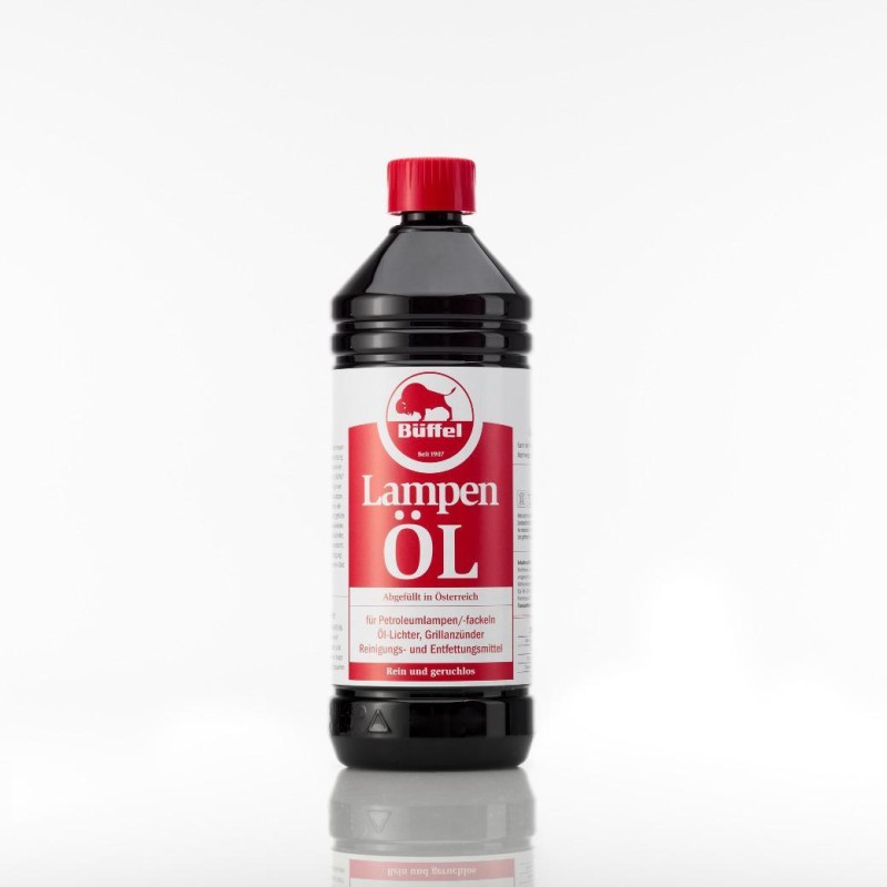 Eine Flasche Büffel Lampenöl